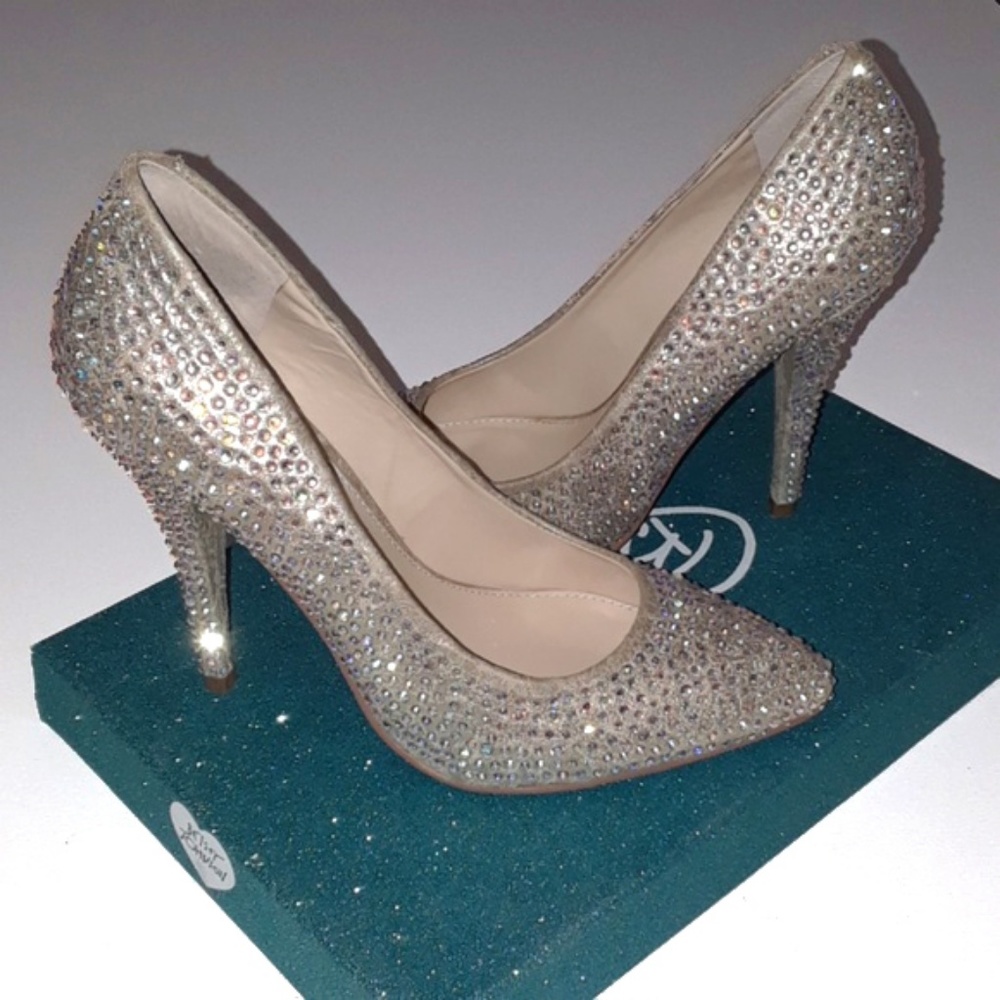Betsey Johnson Crystal Pumps SB-SHINE Size 7